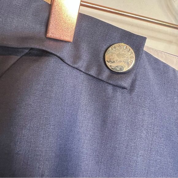 Ted Baker London Navy Dress Knee Length Shorts With Pockets Size 4 - Picture 3 of 8